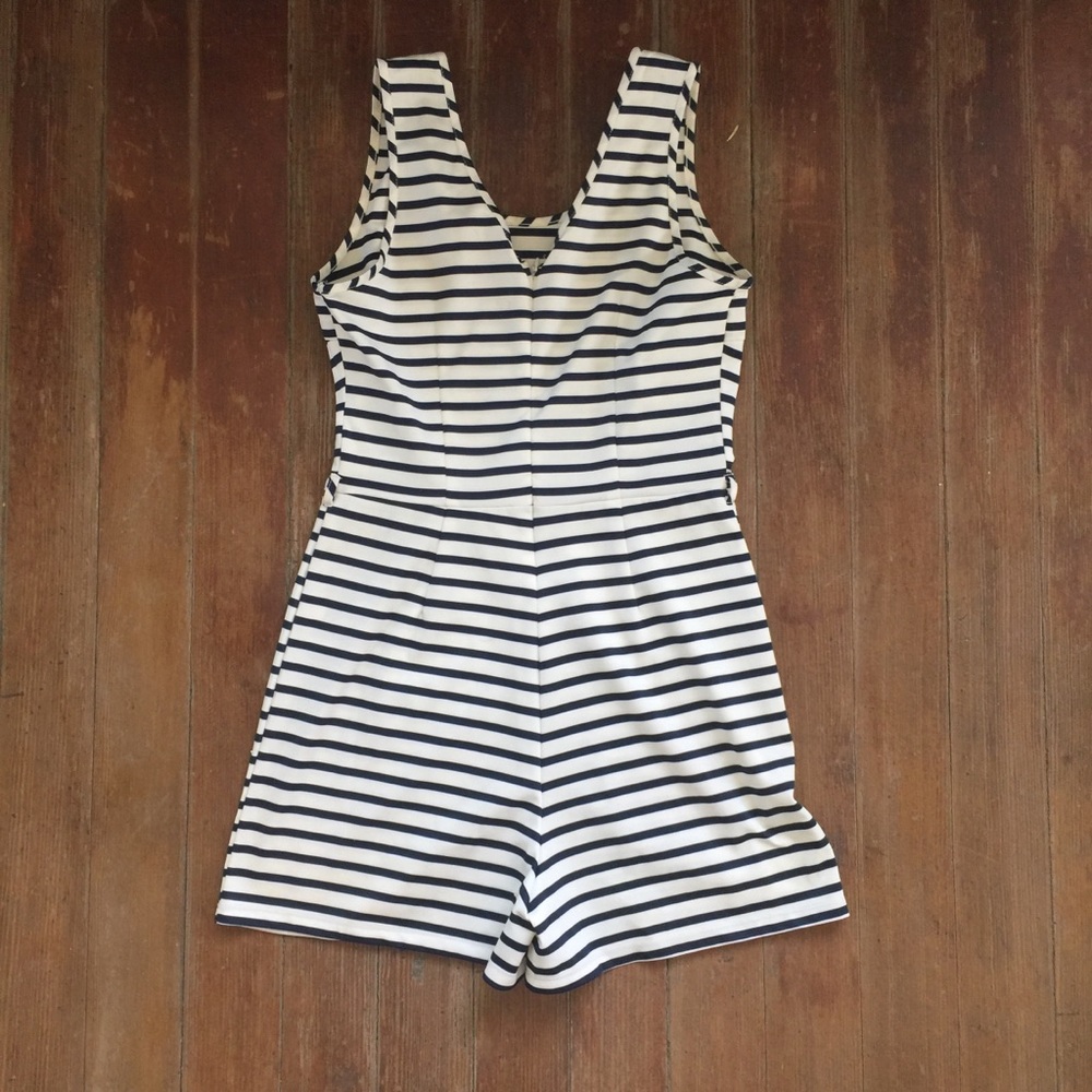 Striped Romper - Picture 3 of 3